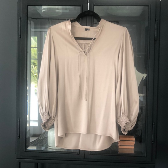 Theory taupe silk blouse. - Picture 1 of 3